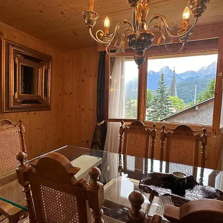 Villa Enchanting 4br Nestled In The Heart Of A Pristine Apine Landscape
